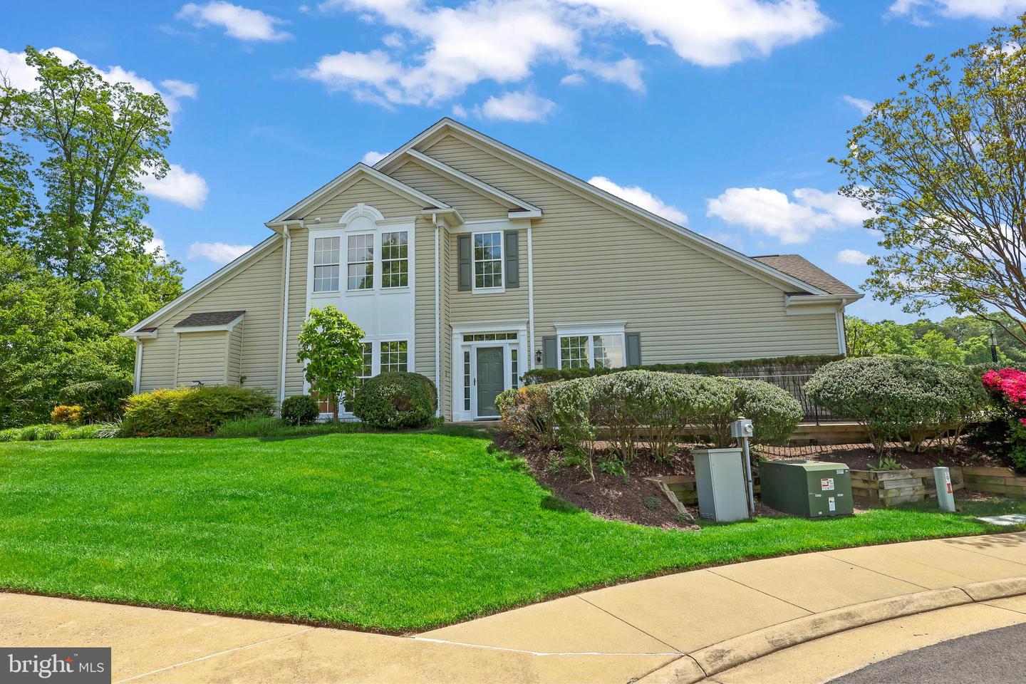 1988 PENFOLD CT, WOODBRIDGE, Virginia 22192, 4 Bedrooms Bedrooms, ,3 BathroomsBathrooms,Residential,For sale,1988 PENFOLD CT,VAPW2094032 MLS # VAPW2094032