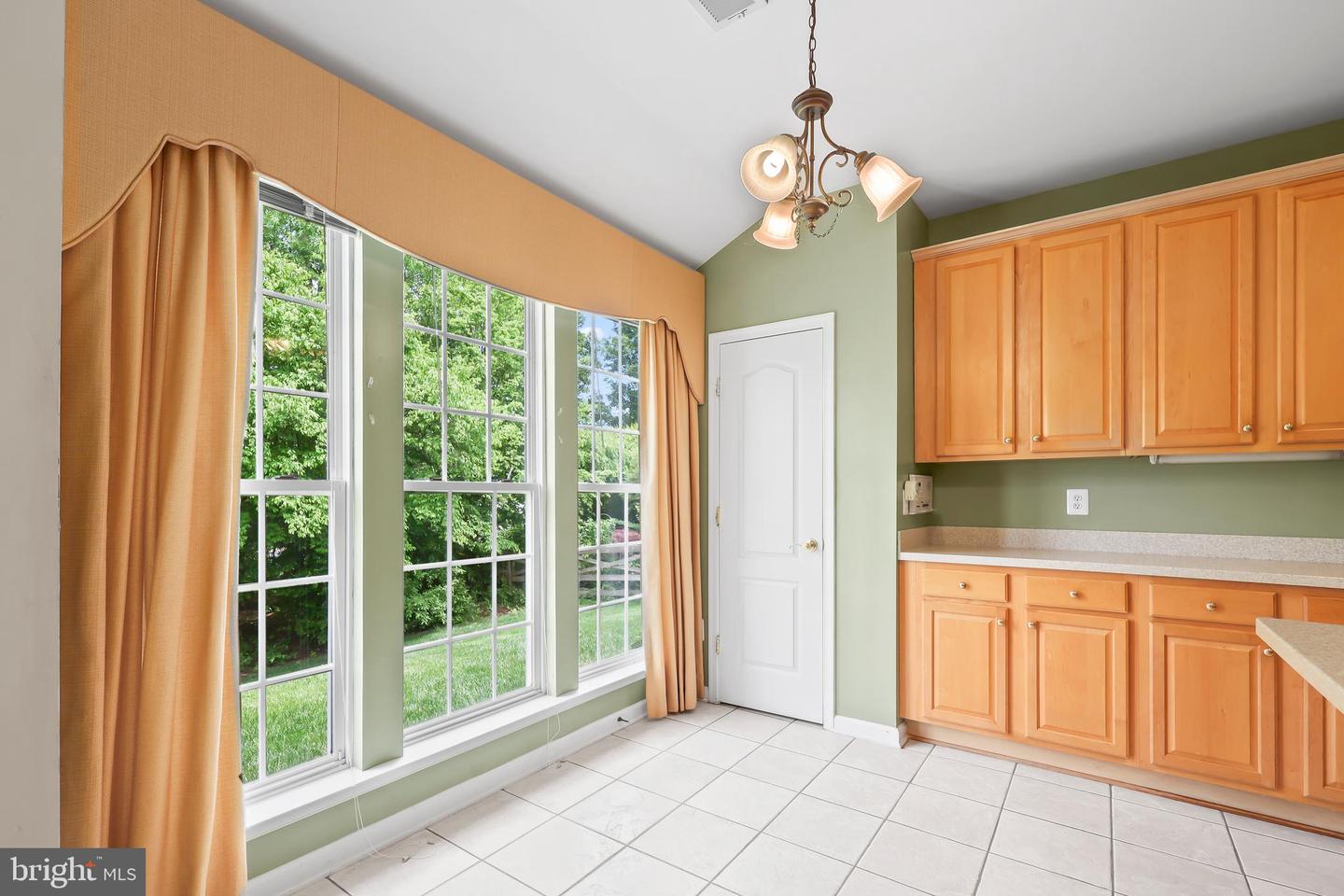 1988 PENFOLD CT, WOODBRIDGE, Virginia 22192, 4 Bedrooms Bedrooms, ,3 BathroomsBathrooms,Residential,For sale,1988 PENFOLD CT,VAPW2094032 MLS # VAPW2094032