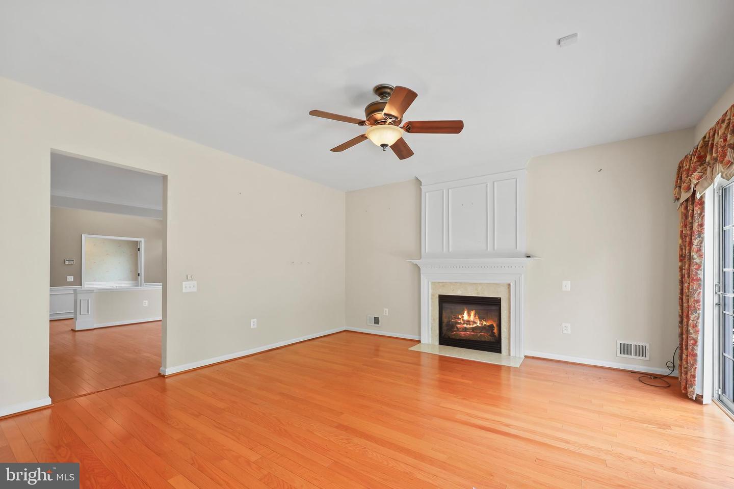 1988 PENFOLD CT, WOODBRIDGE, Virginia 22192, 4 Bedrooms Bedrooms, ,3 BathroomsBathrooms,Residential,For sale,1988 PENFOLD CT,VAPW2094032 MLS # VAPW2094032