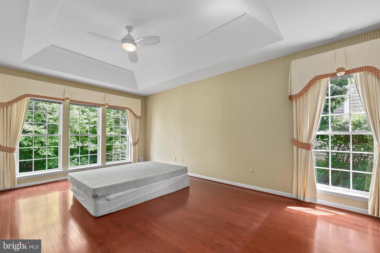 1988 PENFOLD CT, WOODBRIDGE, Virginia 22192, 4 Bedrooms Bedrooms, ,3 BathroomsBathrooms,Residential,For sale,1988 PENFOLD CT,VAPW2094032 MLS # VAPW2094032