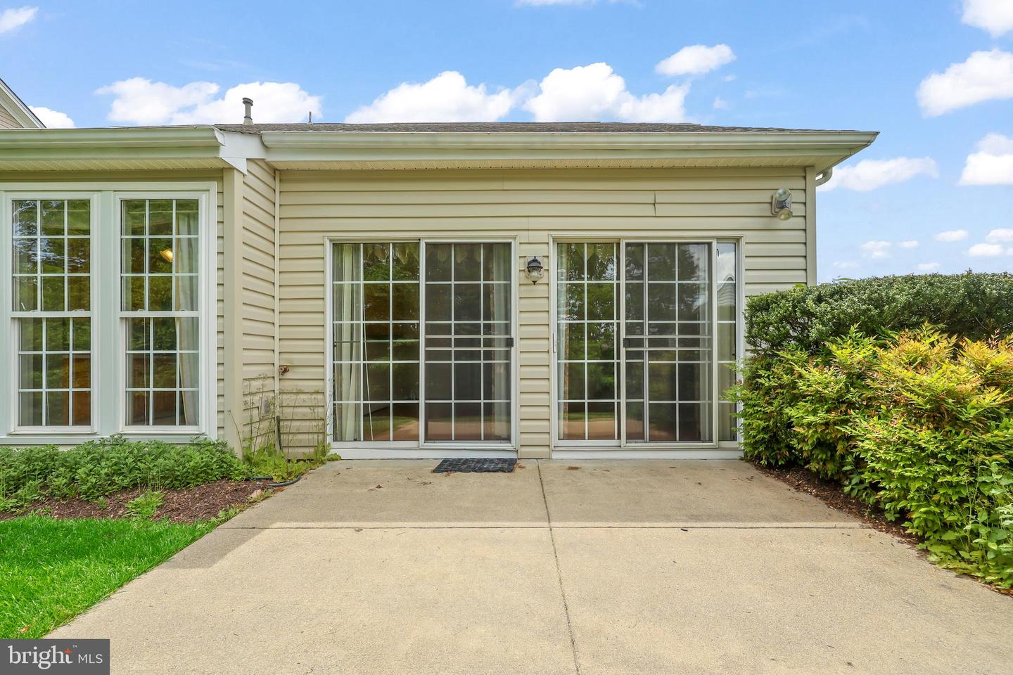 1988 PENFOLD CT, WOODBRIDGE, Virginia 22192, 4 Bedrooms Bedrooms, ,3 BathroomsBathrooms,Residential,For sale,1988 PENFOLD CT,VAPW2094032 MLS # VAPW2094032