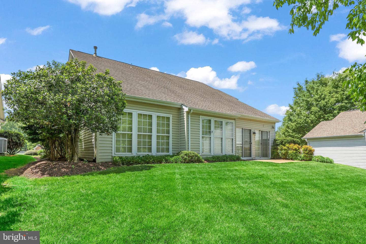 1988 PENFOLD CT, WOODBRIDGE, Virginia 22192, 4 Bedrooms Bedrooms, ,3 BathroomsBathrooms,Residential,For sale,1988 PENFOLD CT,VAPW2094032 MLS # VAPW2094032