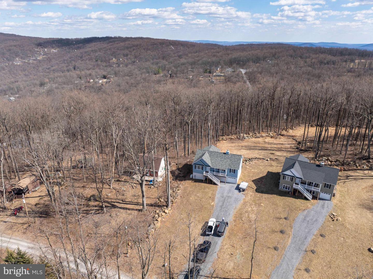 2558 HIGH TOP RD, LINDEN, Virginia 22642, 3 Bedrooms Bedrooms, ,3 BathroomsBathrooms,Residential,For sale,2558 HIGH TOP RD,VAWR2011068 MLS # VAWR2011068