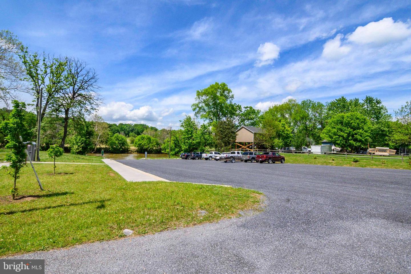 2558 HIGH TOP RD, LINDEN, Virginia 22642, 3 Bedrooms Bedrooms, ,3 BathroomsBathrooms,Residential,For sale,2558 HIGH TOP RD,VAWR2011068 MLS # VAWR2011068