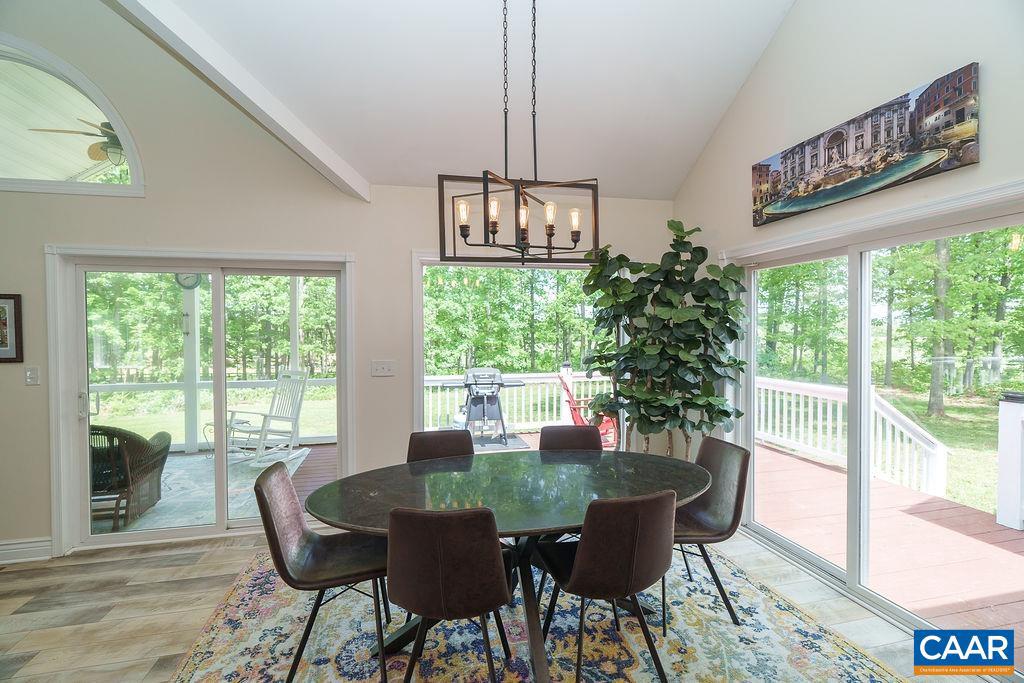 8954 LANGHORNE RD, ESMONT, Virginia 22937, 3 Bedrooms Bedrooms, ,3 BathroomsBathrooms,Residential,For sale,8954 LANGHORNE RD,664094 MLS # 664094
