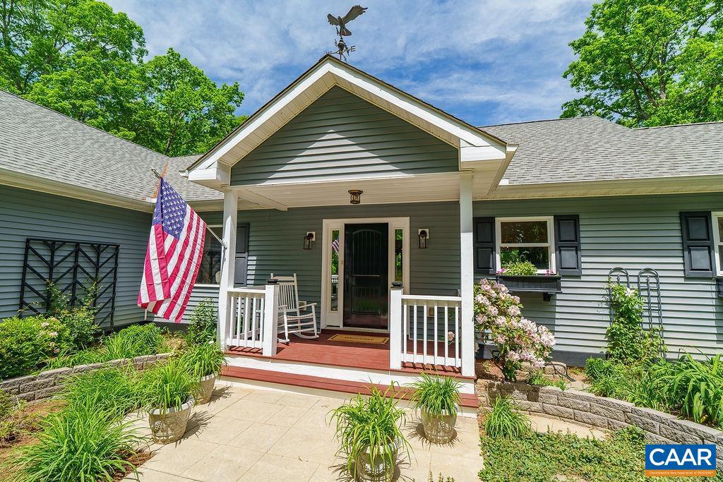 8954 LANGHORNE RD, ESMONT, Virginia 22937, 3 Bedrooms Bedrooms, ,3 BathroomsBathrooms,Residential,For sale,8954 LANGHORNE RD,664094 MLS # 664094