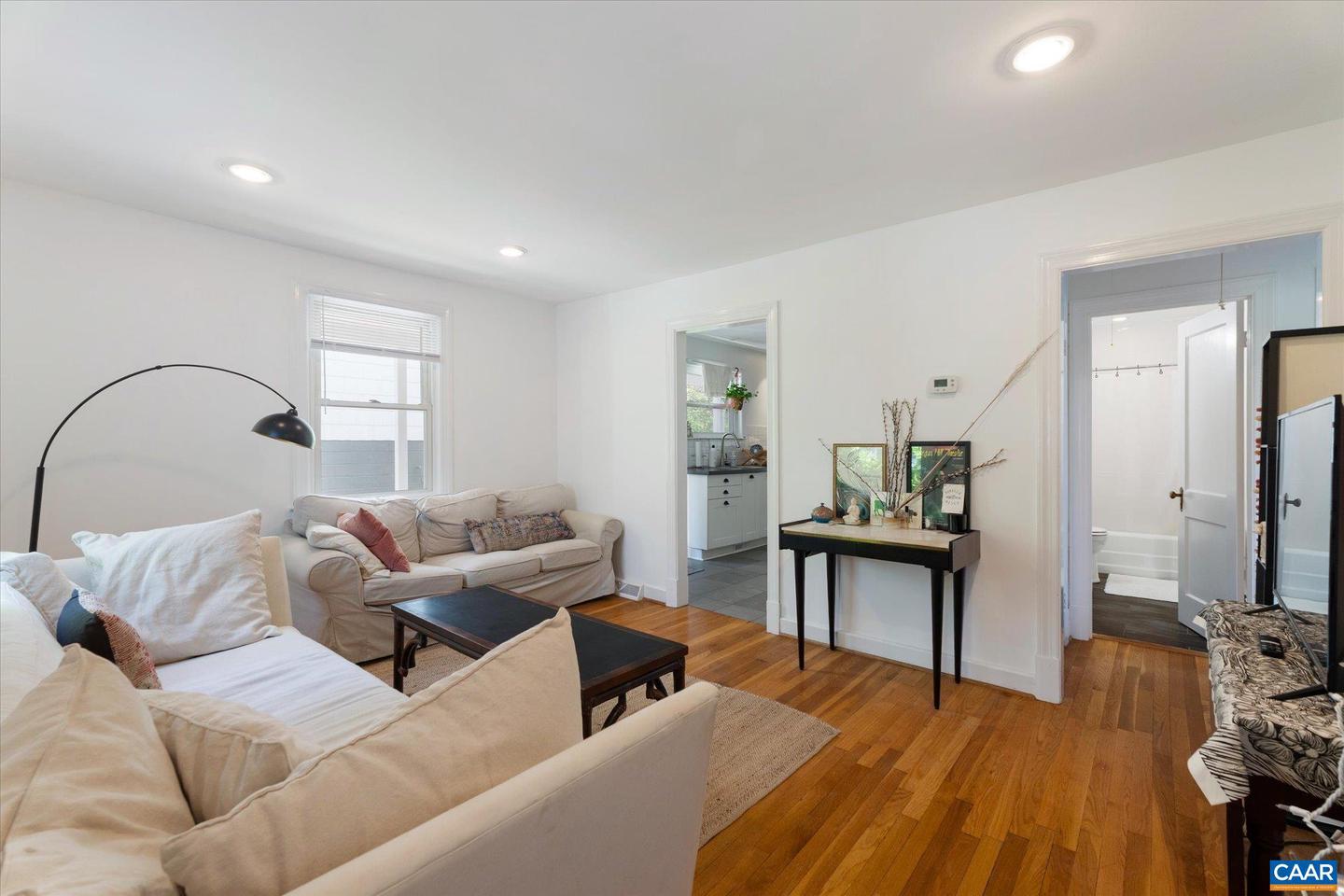 1008 BLENHEIM AVE, CHARLOTTESVILLE, Virginia 22902, 3 Bedrooms Bedrooms, ,2 BathroomsBathrooms,Residential,For sale,1008 BLENHEIM AVE,664105 MLS # 664105