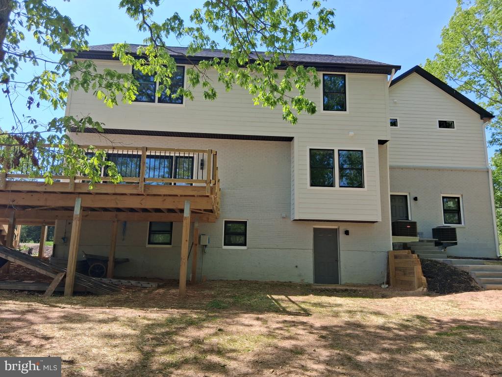 5719 BEVERLEYS MILL RD, BROAD RUN, Virginia 20137, 5 Bedrooms Bedrooms, ,5 BathroomsBathrooms,Residential,For sale,5719 BEVERLEYS MILL RD,VAFQ2016512 MLS # VAFQ2016512