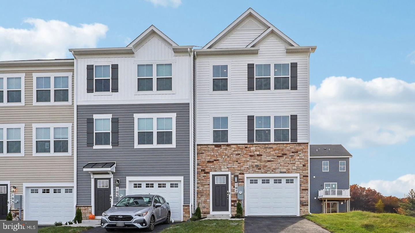 160 MUNSEE CIR, WINCHESTER, Virginia 22602, 4 Bedrooms Bedrooms, ,3 BathroomsBathrooms,Residential,For sale,160 MUNSEE CIR,VAFV2033934 MLS # VAFV2033934