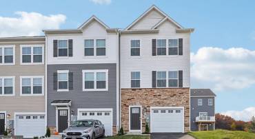 160 MUNSEE CIR, WINCHESTER, Virginia 22602, 4 Bedrooms Bedrooms, ,3 BathroomsBathrooms,Residential,For sale,160 MUNSEE CIR,VAFV2033934 MLS # VAFV2033934