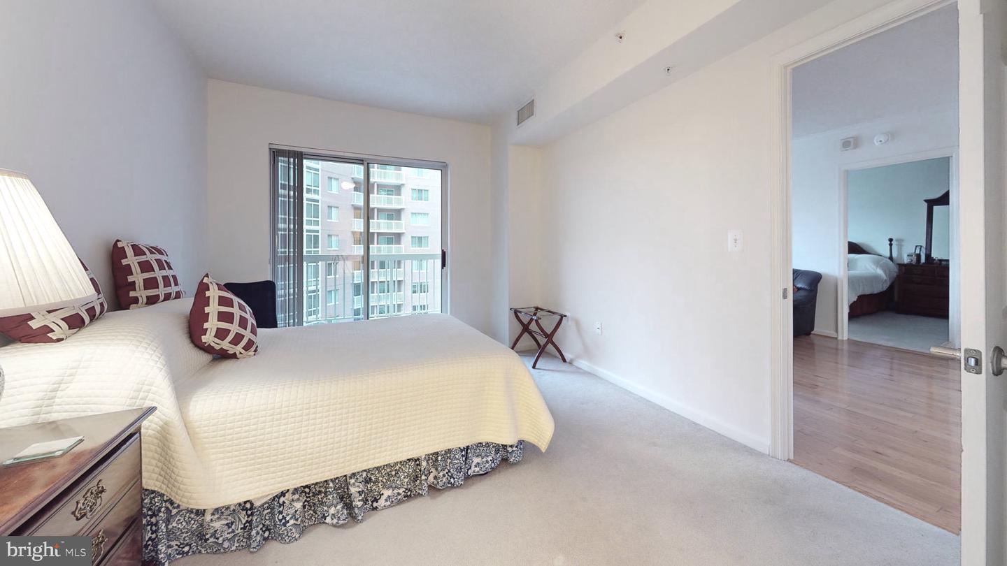 3101 N HAMPTON DR #814, ALEXANDRIA, Virginia 22302, 2 Bedrooms Bedrooms, 6 Rooms Rooms,2 BathroomsBathrooms,Residential,For sale,3101 N HAMPTON DR #814,VAAX2038368 MLS # VAAX2038368