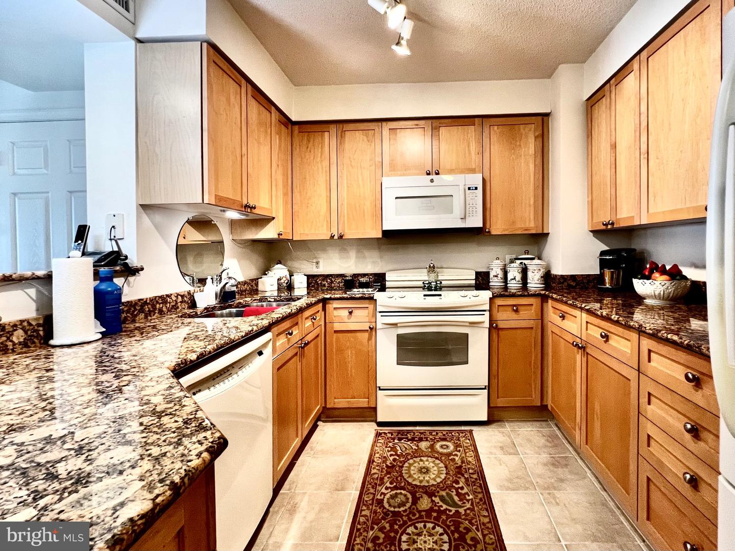 3101 N HAMPTON DR #814, ALEXANDRIA, Virginia 22302, 2 Bedrooms Bedrooms, 6 Rooms Rooms,2 BathroomsBathrooms,Residential,For sale,3101 N HAMPTON DR #814,VAAX2038368 MLS # VAAX2038368