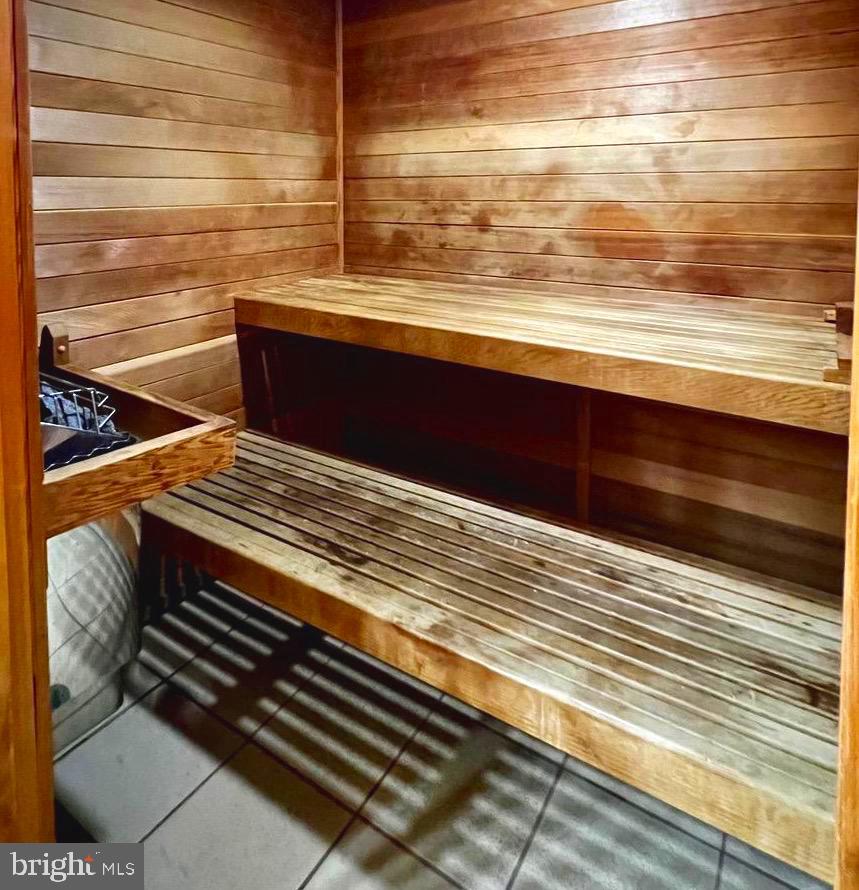 3101 N HAMPTON DR #814, ALEXANDRIA, Virginia 22302, 2 Bedrooms Bedrooms, 6 Rooms Rooms,2 BathroomsBathrooms,Residential,For sale,3101 N HAMPTON DR #814,VAAX2038368 MLS # VAAX2038368