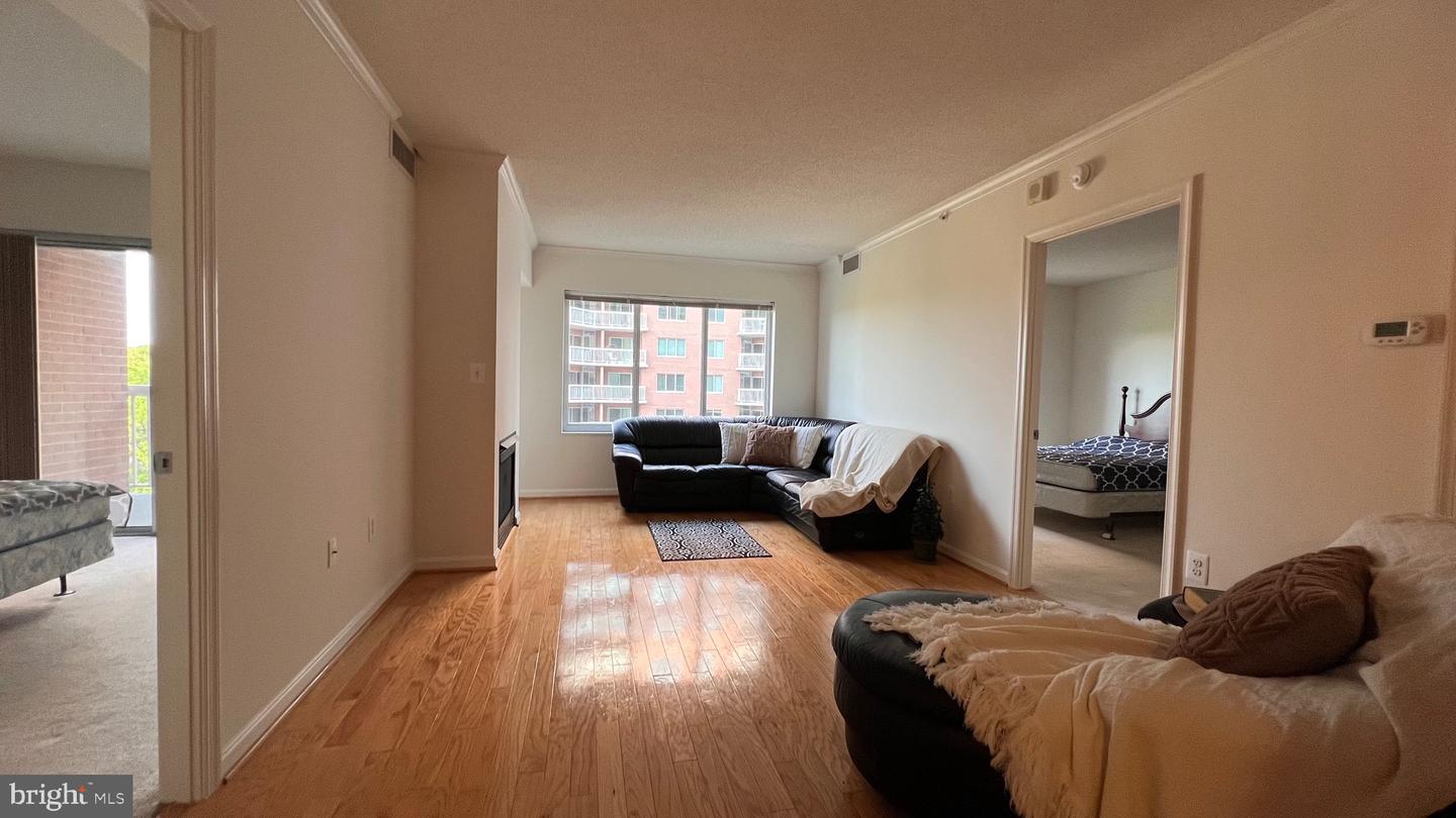3101 N HAMPTON DR #814, ALEXANDRIA, Virginia 22302, 2 Bedrooms Bedrooms, 6 Rooms Rooms,2 BathroomsBathrooms,Residential,For sale,3101 N HAMPTON DR #814,VAAX2038368 MLS # VAAX2038368