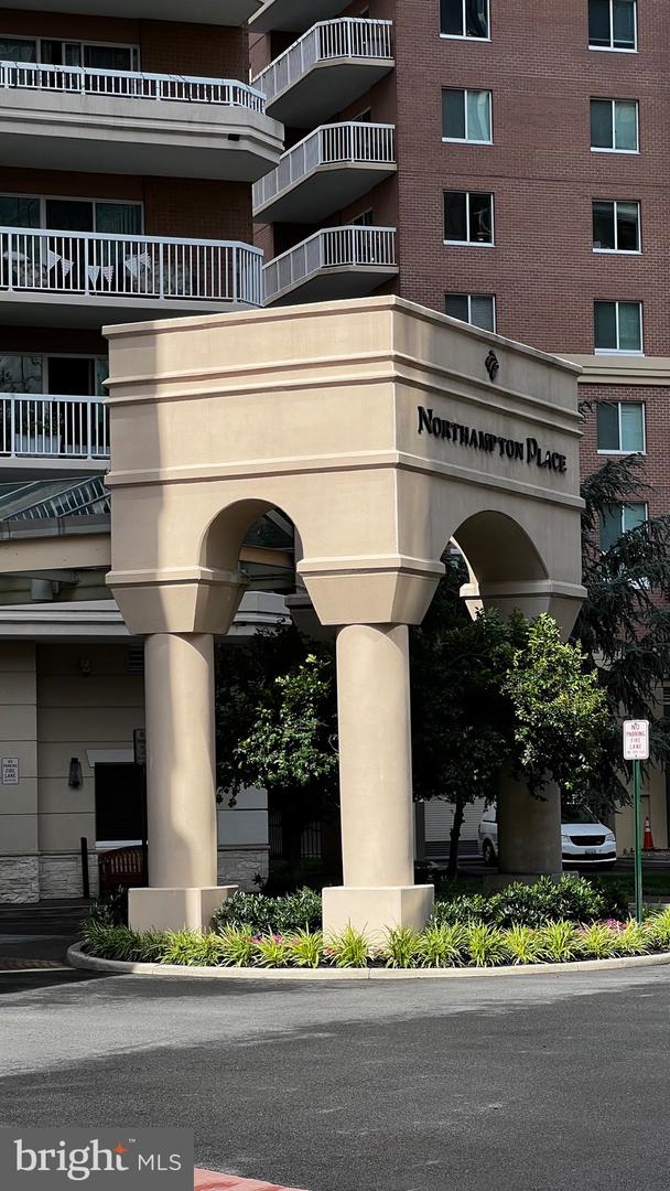 3101 N HAMPTON DR #814, ALEXANDRIA, Virginia 22302, 2 Bedrooms Bedrooms, 6 Rooms Rooms,2 BathroomsBathrooms,Residential,For sale,3101 N HAMPTON DR #814,VAAX2038368 MLS # VAAX2038368