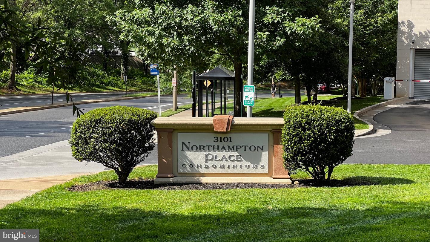 3101 N HAMPTON DR #814, ALEXANDRIA, Virginia 22302, 2 Bedrooms Bedrooms, 6 Rooms Rooms,2 BathroomsBathrooms,Residential,For sale,3101 N HAMPTON DR #814,VAAX2038368 MLS # VAAX2038368