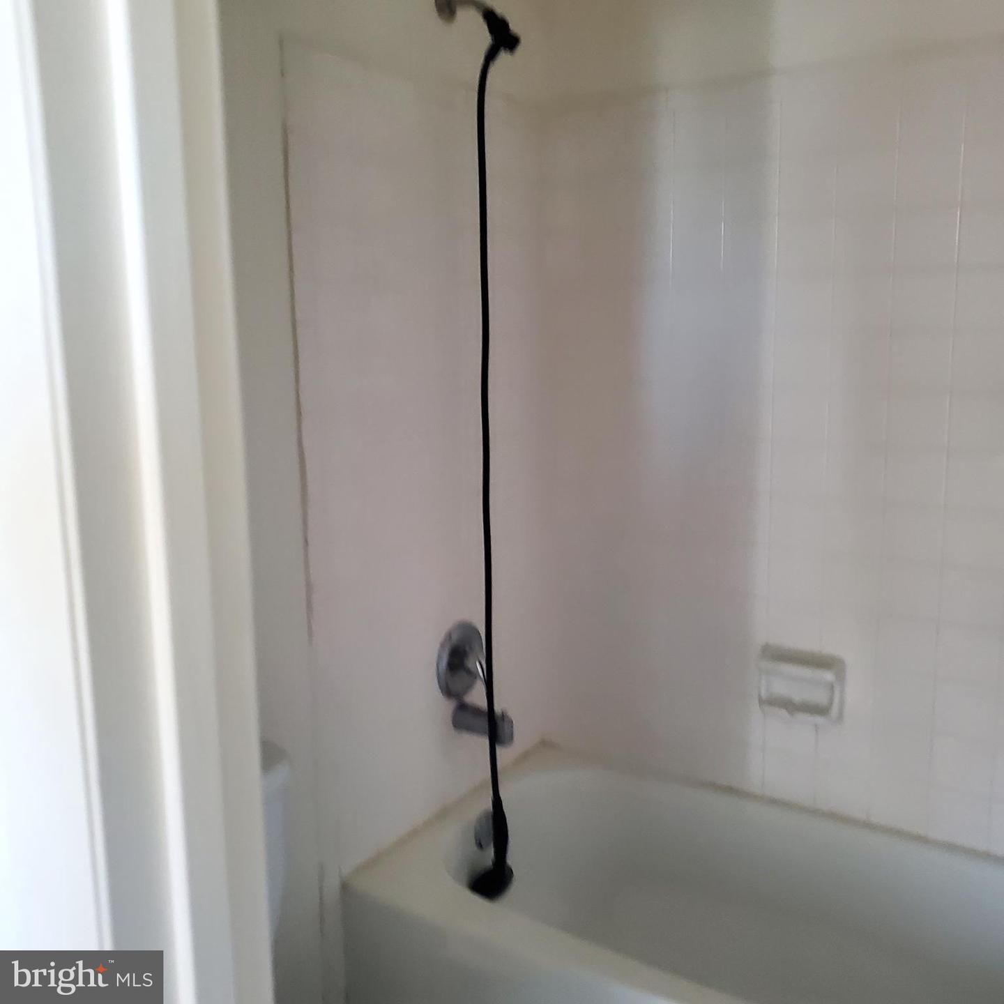 1832 FORT PULASKI CT, DUMFRIES, Virginia 22026, 3 Bedrooms Bedrooms, ,1 BathroomBathrooms,Residential,For sale,1832 FORT PULASKI CT,VAPW2086980 MLS # VAPW2086980