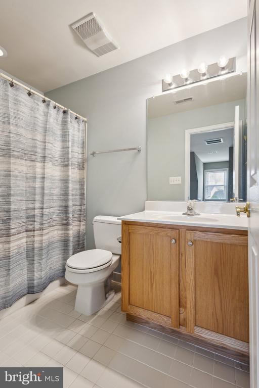 18148 JENNIFER WAY, JEFFERSONTON, Virginia 22724, 4 Bedrooms Bedrooms, ,4 BathroomsBathrooms,Residential,18148 JENNIFER WAY,VACU2010424 MLS # VACU2010424