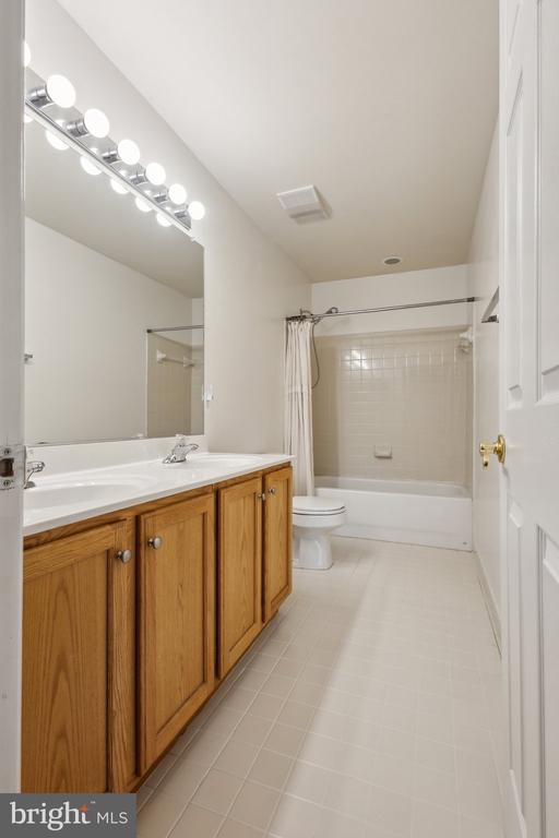 18148 JENNIFER WAY, JEFFERSONTON, Virginia 22724, 4 Bedrooms Bedrooms, ,4 BathroomsBathrooms,Residential,18148 JENNIFER WAY,VACU2010424 MLS # VACU2010424