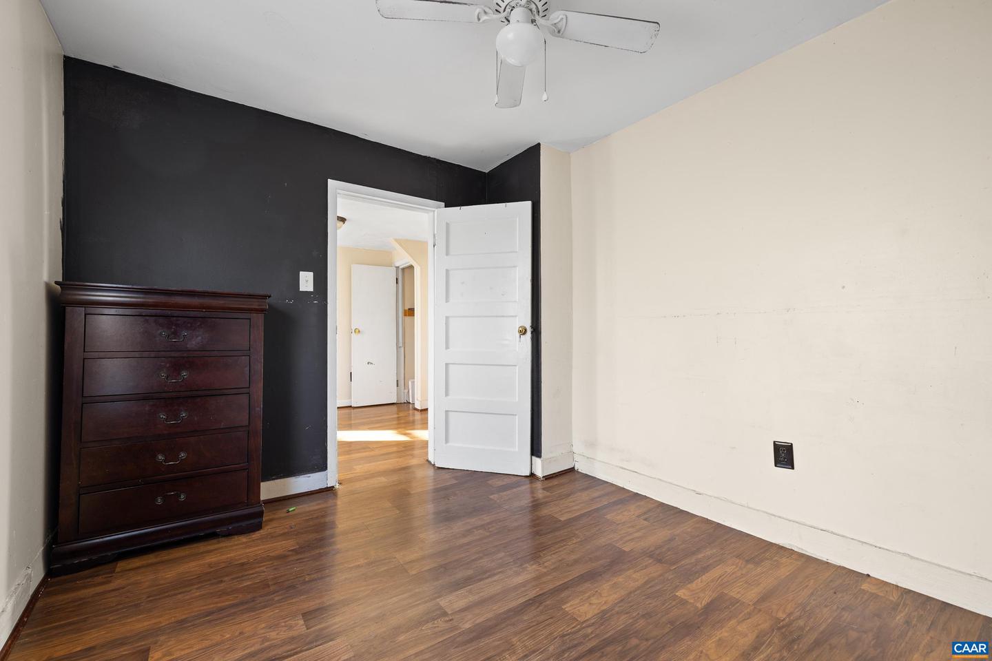 228 OLD FIFTEEN RD, NEW CANTON, Virginia 23123, 2 Bedrooms Bedrooms, ,1 BathroomBathrooms,Residential,For sale,228 OLD FIFTEEN RD,661280 MLS # 661280