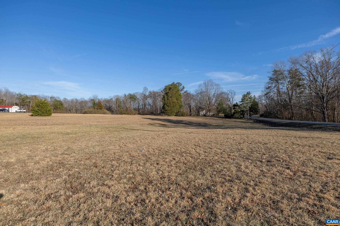228 OLD FIFTEEN RD, NEW CANTON, Virginia 23123, 2 Bedrooms Bedrooms, ,1 BathroomBathrooms,Residential,For sale,228 OLD FIFTEEN RD,661280 MLS # 661280