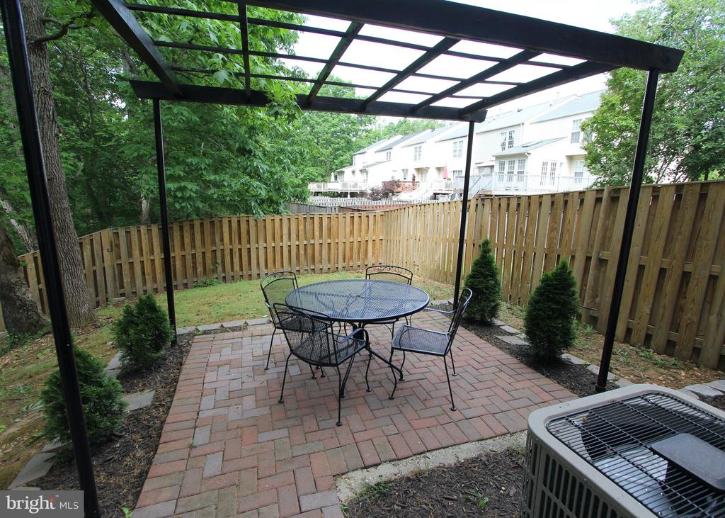 9600 BECKER CT, FREDERICKSBURG, Virginia 22408, 3 Bedrooms Bedrooms, ,1 BathroomBathrooms,Residential,NONE AVAILABLE,9600 BECKER CT,VASP2032828 MLS # VASP2032828