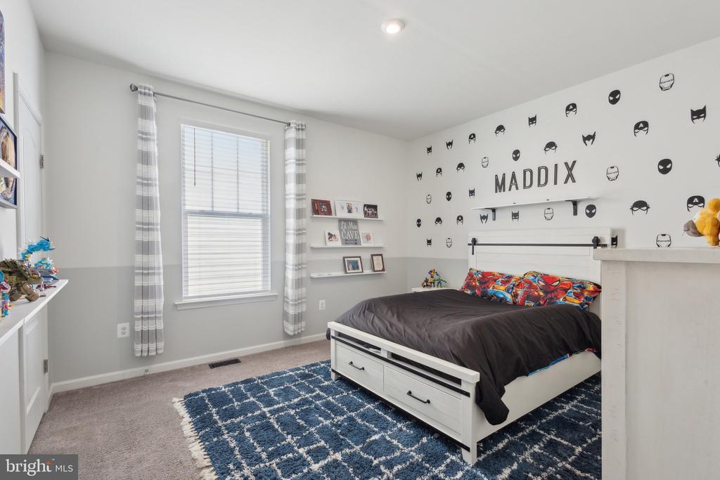 1925 CAPTAIN DR, FREDERICKSBURG, Virginia 22408, 5 Bedrooms Bedrooms, ,3 BathroomsBathrooms,Residential,1925 CAPTAIN DR,VASP2032866 MLS # VASP2032866
