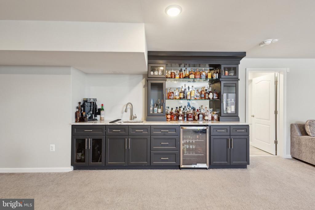 1925 CAPTAIN DR, FREDERICKSBURG, Virginia 22408, 5 Bedrooms Bedrooms, ,3 BathroomsBathrooms,Residential,1925 CAPTAIN DR,VASP2032866 MLS # VASP2032866