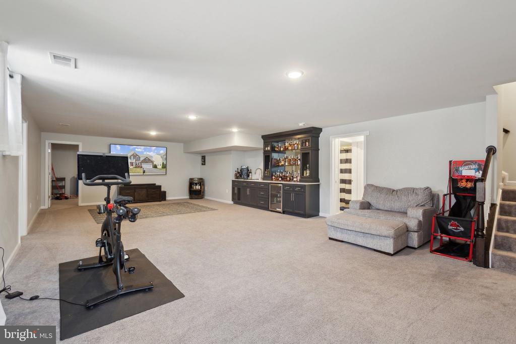 1925 CAPTAIN DR, FREDERICKSBURG, Virginia 22408, 5 Bedrooms Bedrooms, ,3 BathroomsBathrooms,Residential,1925 CAPTAIN DR,VASP2032866 MLS # VASP2032866