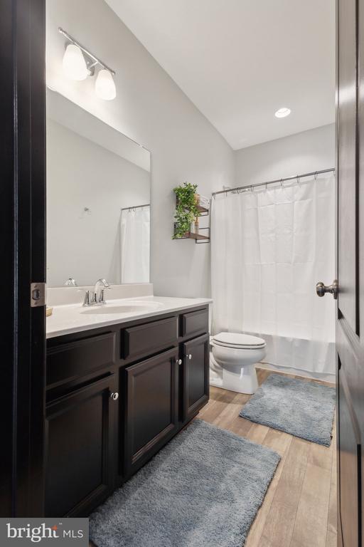 1925 CAPTAIN DR, FREDERICKSBURG, Virginia 22408, 5 Bedrooms Bedrooms, ,3 BathroomsBathrooms,Residential,1925 CAPTAIN DR,VASP2032866 MLS # VASP2032866