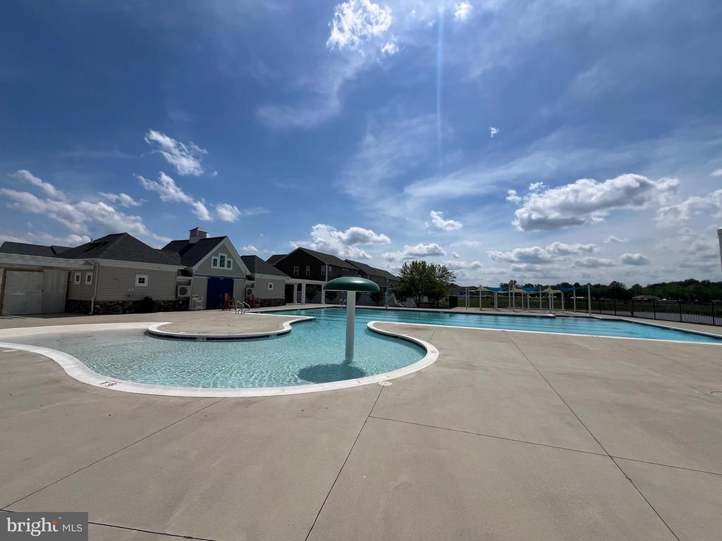 1925 CAPTAIN DR, FREDERICKSBURG, Virginia 22408, 5 Bedrooms Bedrooms, ,3 BathroomsBathrooms,Residential,1925 CAPTAIN DR,VASP2032866 MLS # VASP2032866