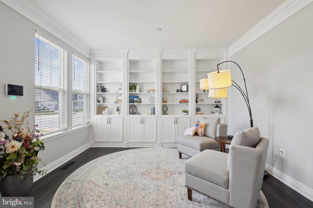 1925 CAPTAIN DR, FREDERICKSBURG, Virginia 22408, 5 Bedrooms Bedrooms, ,3 BathroomsBathrooms,Residential,1925 CAPTAIN DR,VASP2032866 MLS # VASP2032866
