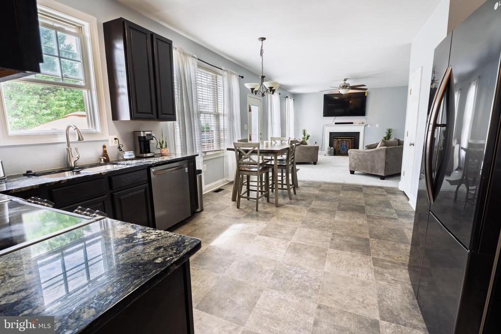 722 BLOSSOM TREE RD, CULPEPER, Virginia 22701, 5 Bedrooms Bedrooms, ,3 BathroomsBathrooms,Residential,722 BLOSSOM TREE RD,VACU2010438 MLS # VACU2010438