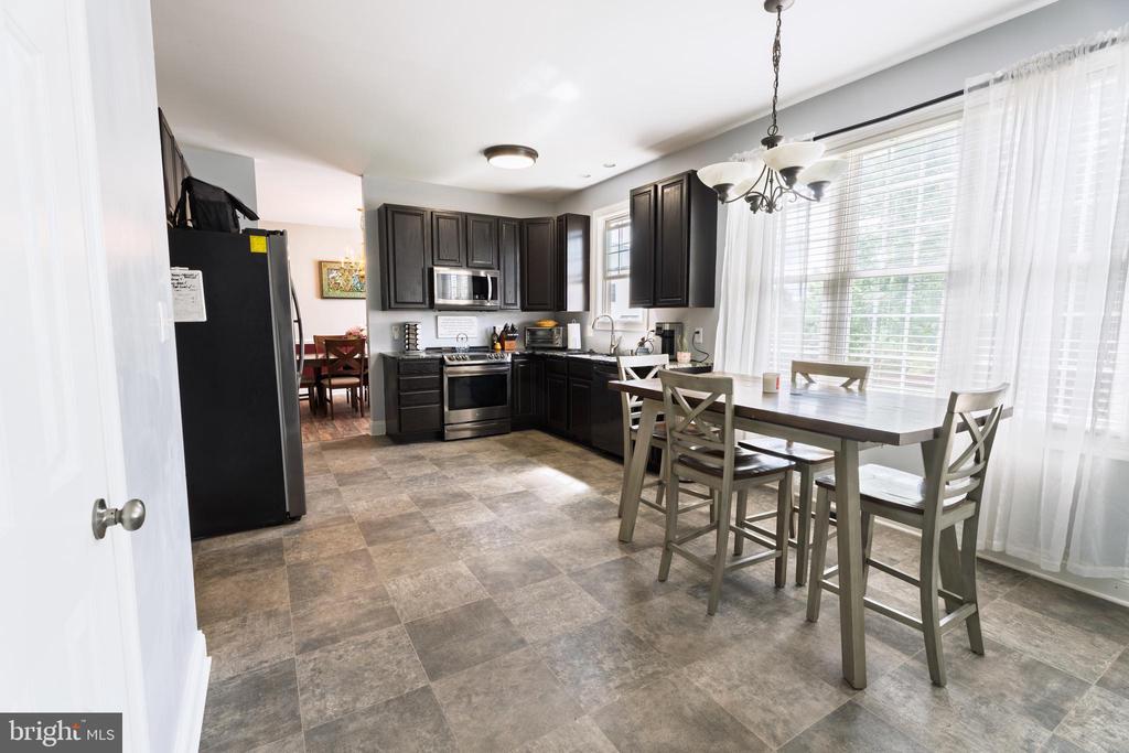 722 BLOSSOM TREE RD, CULPEPER, Virginia 22701, 5 Bedrooms Bedrooms, ,3 BathroomsBathrooms,Residential,722 BLOSSOM TREE RD,VACU2010438 MLS # VACU2010438