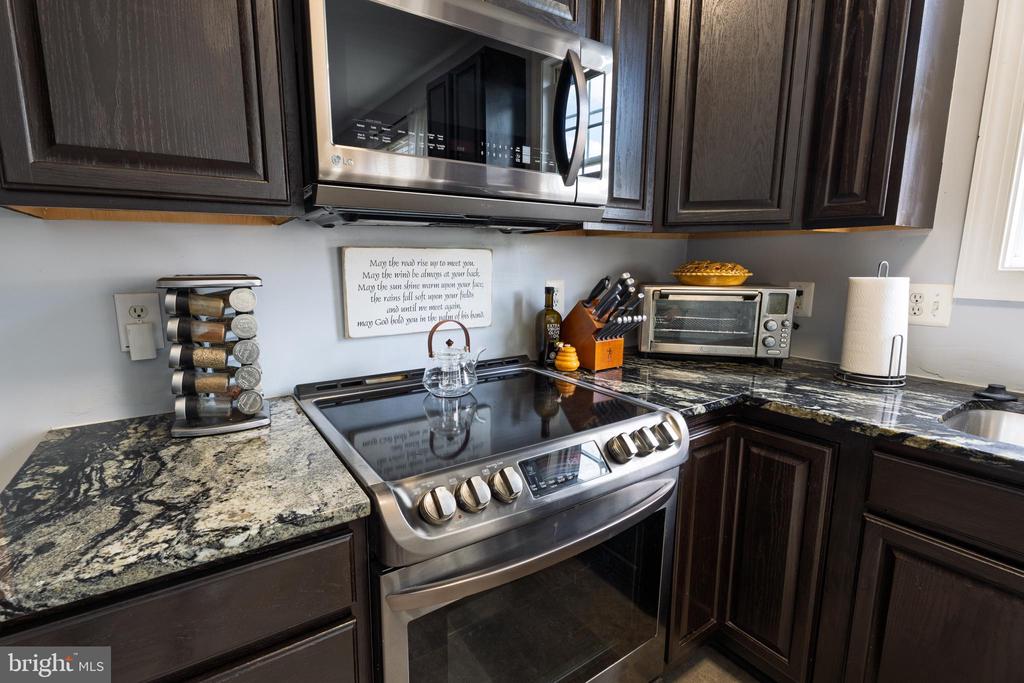722 BLOSSOM TREE RD, CULPEPER, Virginia 22701, 5 Bedrooms Bedrooms, ,3 BathroomsBathrooms,Residential,722 BLOSSOM TREE RD,VACU2010438 MLS # VACU2010438