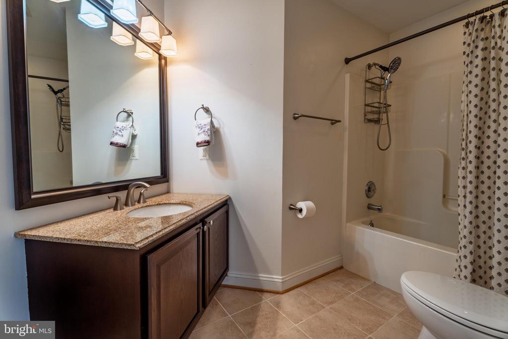 722 BLOSSOM TREE RD, CULPEPER, Virginia 22701, 5 Bedrooms Bedrooms, ,3 BathroomsBathrooms,Residential,722 BLOSSOM TREE RD,VACU2010438 MLS # VACU2010438