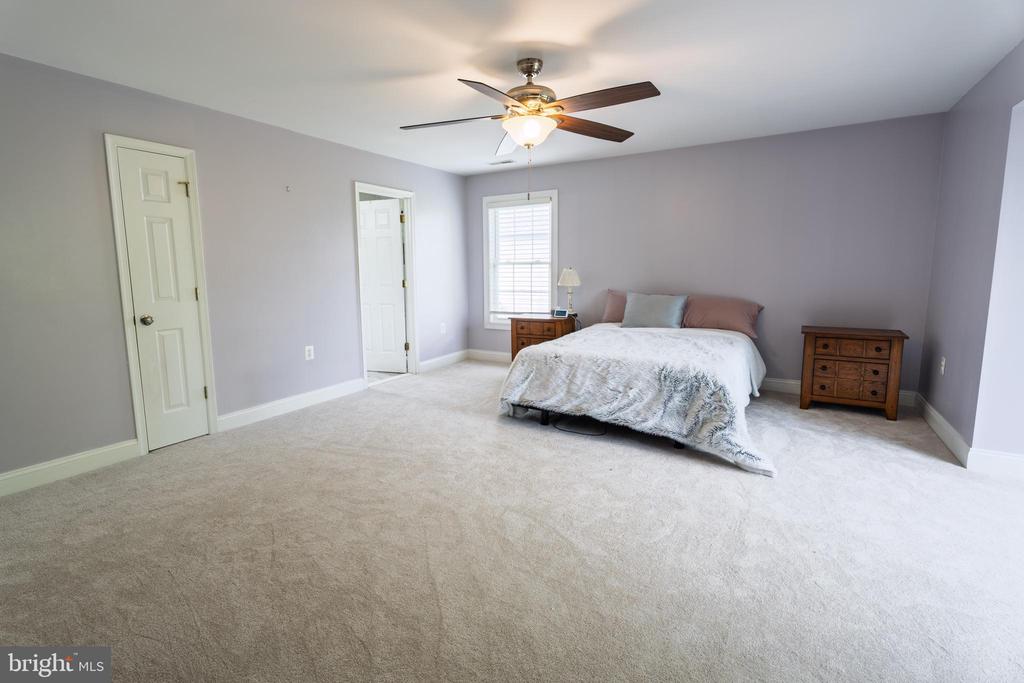 722 BLOSSOM TREE RD, CULPEPER, Virginia 22701, 5 Bedrooms Bedrooms, ,3 BathroomsBathrooms,Residential,722 BLOSSOM TREE RD,VACU2010438 MLS # VACU2010438