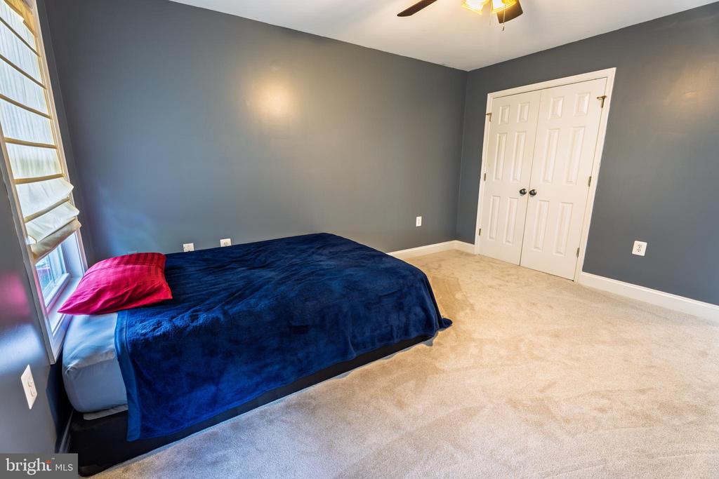 722 BLOSSOM TREE RD, CULPEPER, Virginia 22701, 5 Bedrooms Bedrooms, ,3 BathroomsBathrooms,Residential,722 BLOSSOM TREE RD,VACU2010438 MLS # VACU2010438