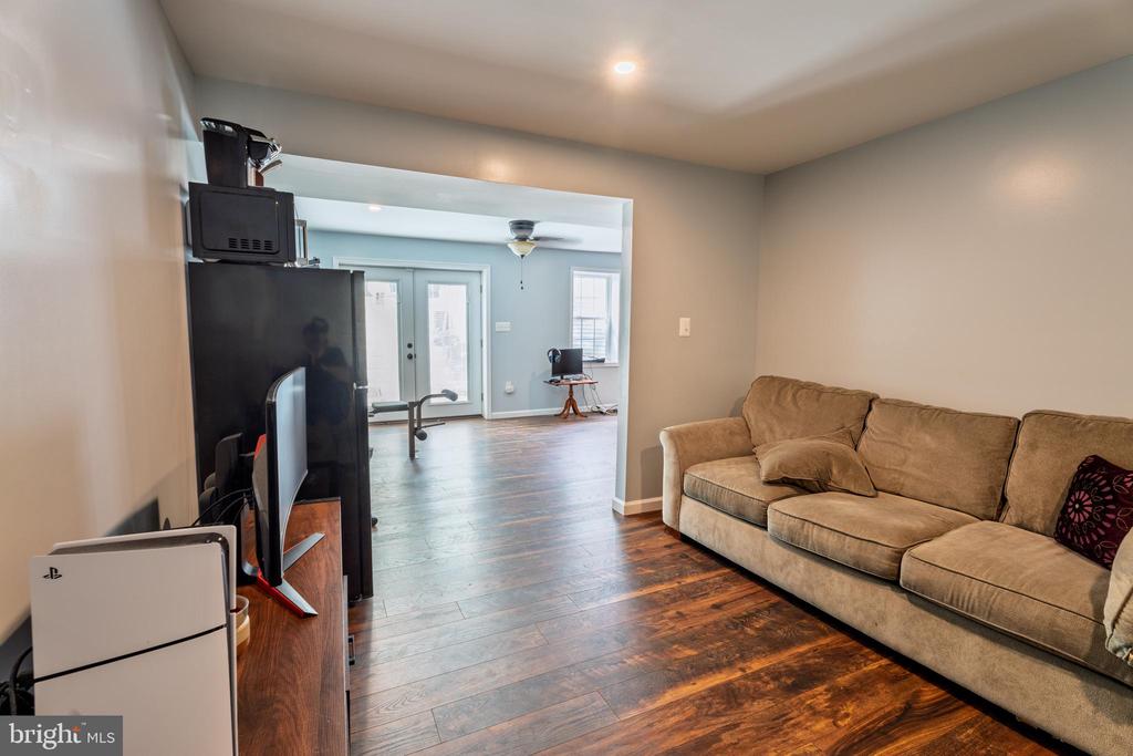 722 BLOSSOM TREE RD, CULPEPER, Virginia 22701, 5 Bedrooms Bedrooms, ,3 BathroomsBathrooms,Residential,722 BLOSSOM TREE RD,VACU2010438 MLS # VACU2010438