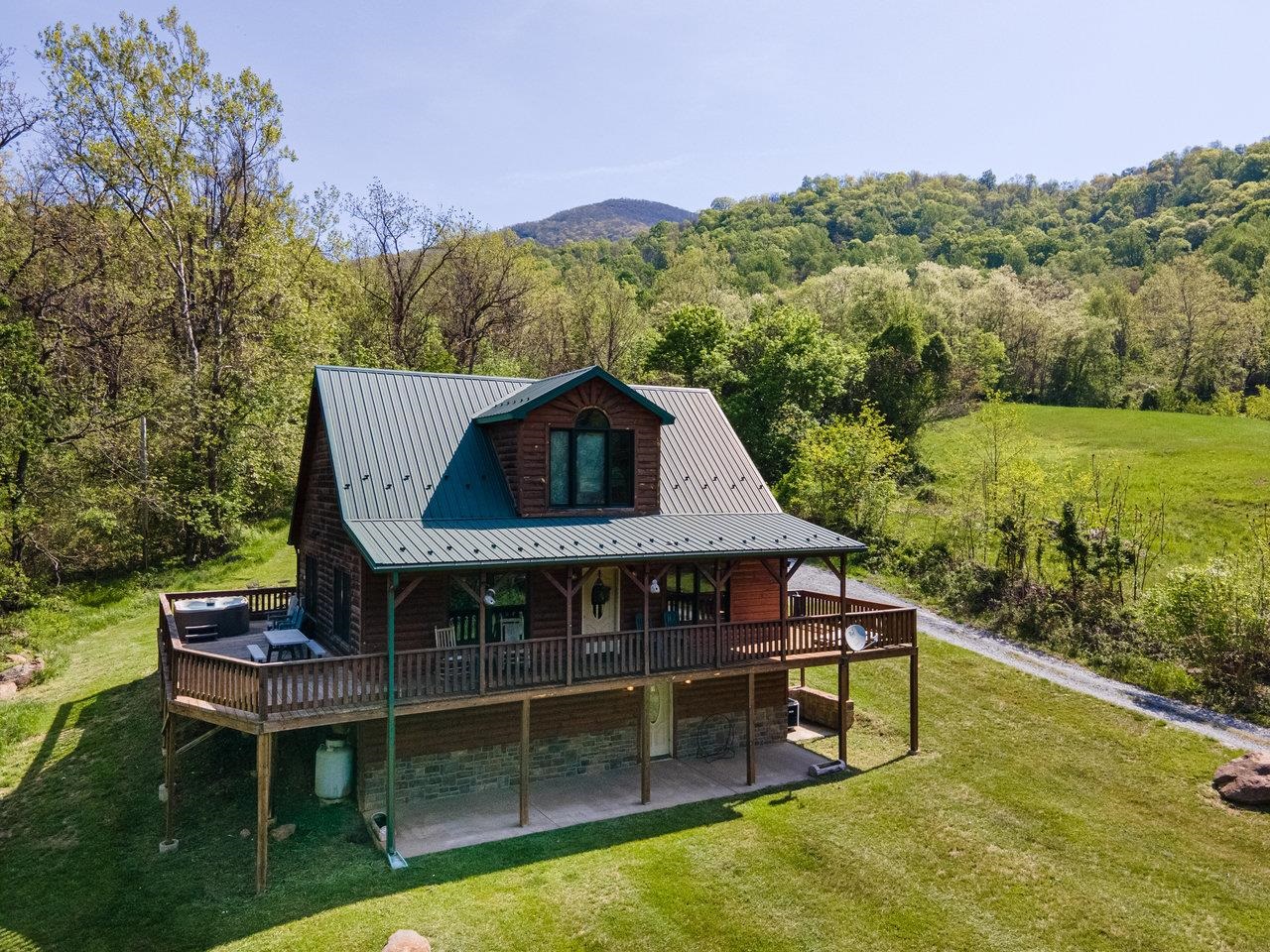 215 SIMS LN, LURAY, Virginia 22835, 2 Bedrooms Bedrooms, ,1 BathroomBathrooms,Residential,215 SIMS LN,664111 MLS # 664111