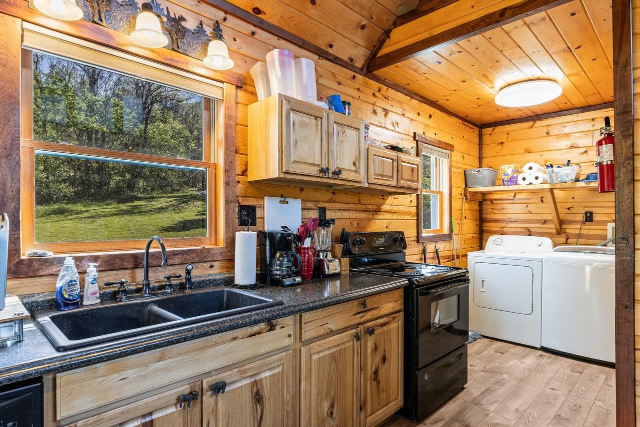 215 SIMS LN, LURAY, Virginia 22835, 2 Bedrooms Bedrooms, ,1 BathroomBathrooms,Residential,215 SIMS LN,664111 MLS # 664111