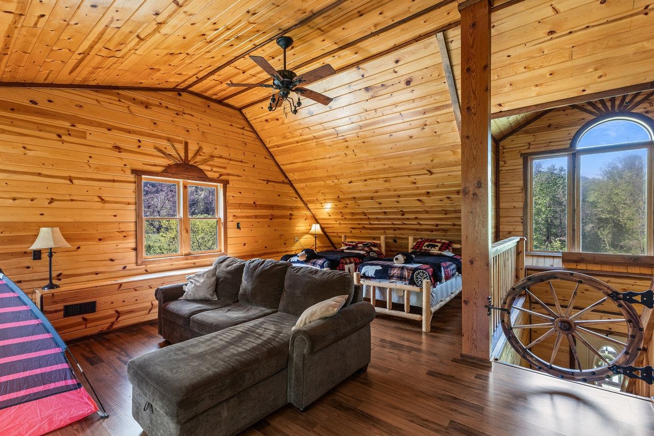 215 SIMS LN, LURAY, Virginia 22835, 2 Bedrooms Bedrooms, ,1 BathroomBathrooms,Residential,215 SIMS LN,664111 MLS # 664111