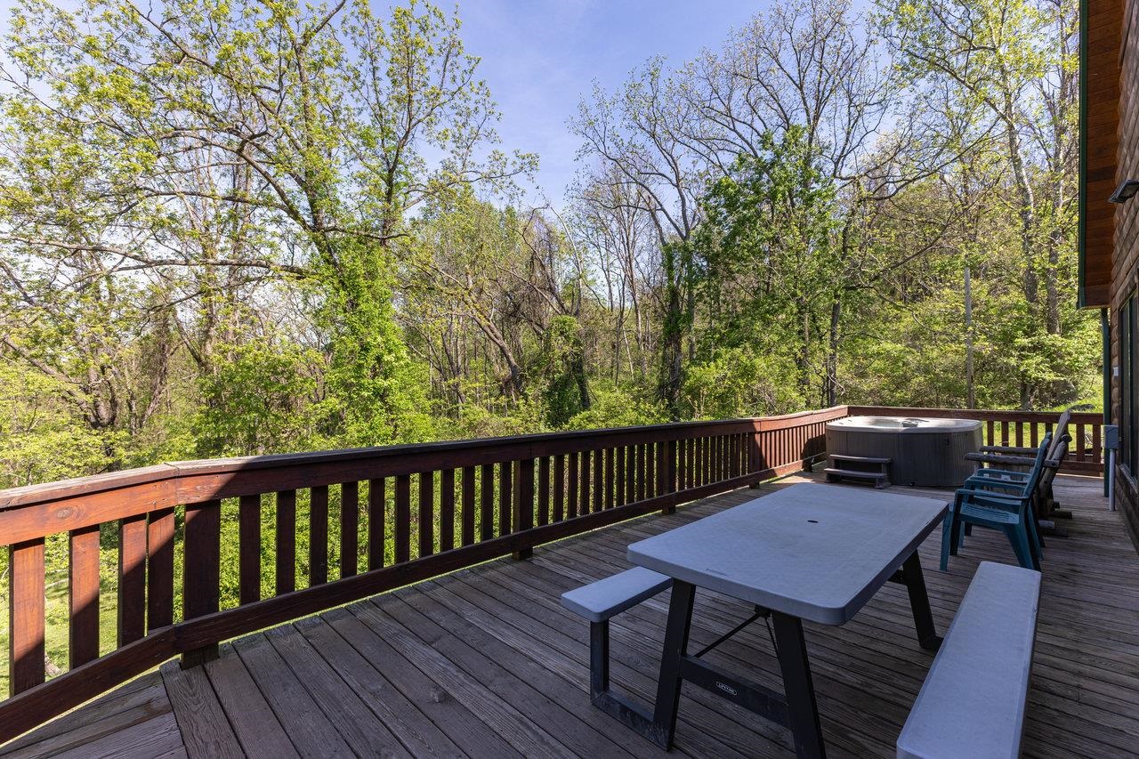 215 SIMS LN, LURAY, Virginia 22835, 2 Bedrooms Bedrooms, ,1 BathroomBathrooms,Residential,215 SIMS LN,664111 MLS # 664111