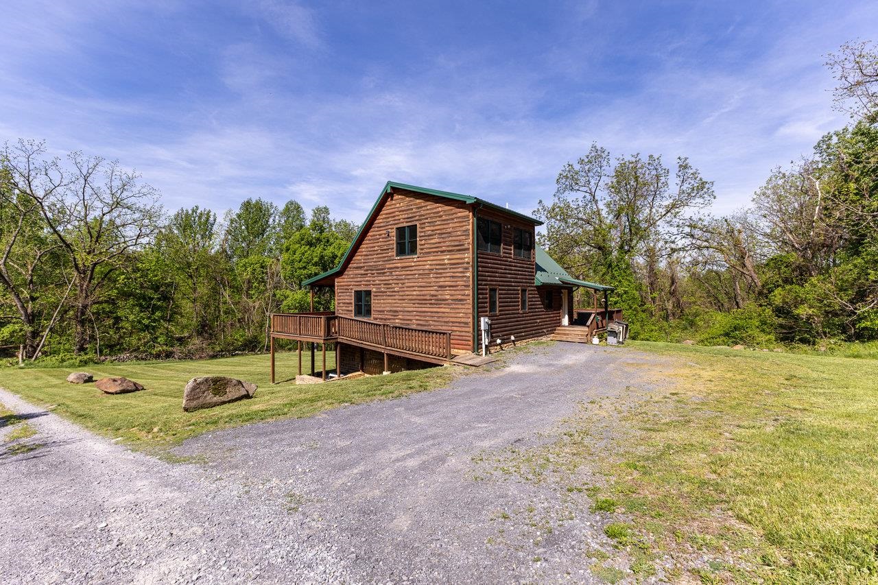 215 SIMS LN, LURAY, Virginia 22835, 2 Bedrooms Bedrooms, ,1 BathroomBathrooms,Residential,215 SIMS LN,664111 MLS # 664111