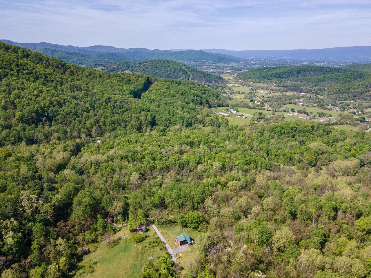 215 SIMS LN, LURAY, Virginia 22835, 2 Bedrooms Bedrooms, ,1 BathroomBathrooms,Residential,215 SIMS LN,664111 MLS # 664111
