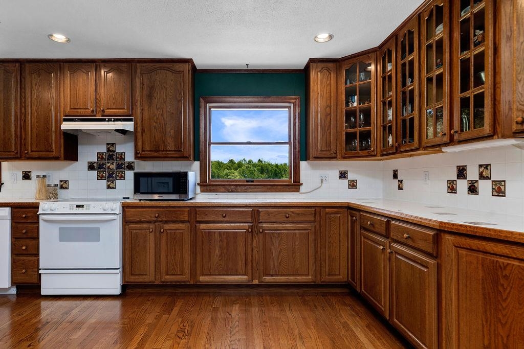 4508 N LEE HWY, FAIRFIELD, Virginia 24435, 5 Bedrooms Bedrooms, ,3 BathroomsBathrooms,Residential,4508 N LEE HWY,664116 MLS # 664116