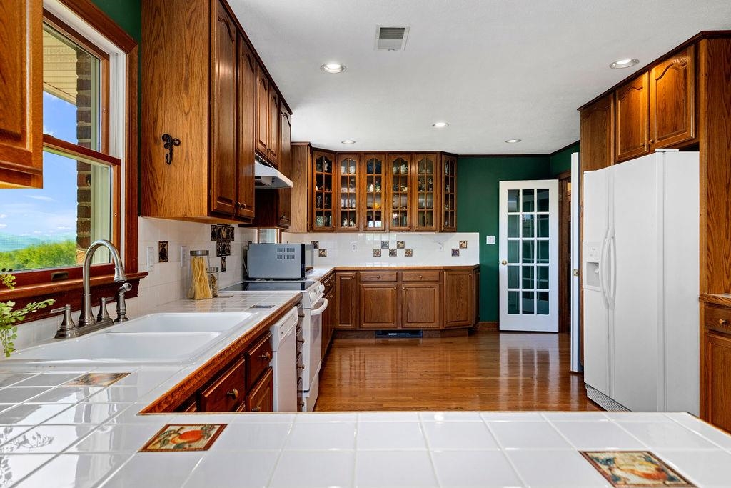 4508 N LEE HWY, FAIRFIELD, Virginia 24435, 5 Bedrooms Bedrooms, ,3 BathroomsBathrooms,Residential,4508 N LEE HWY,664116 MLS # 664116