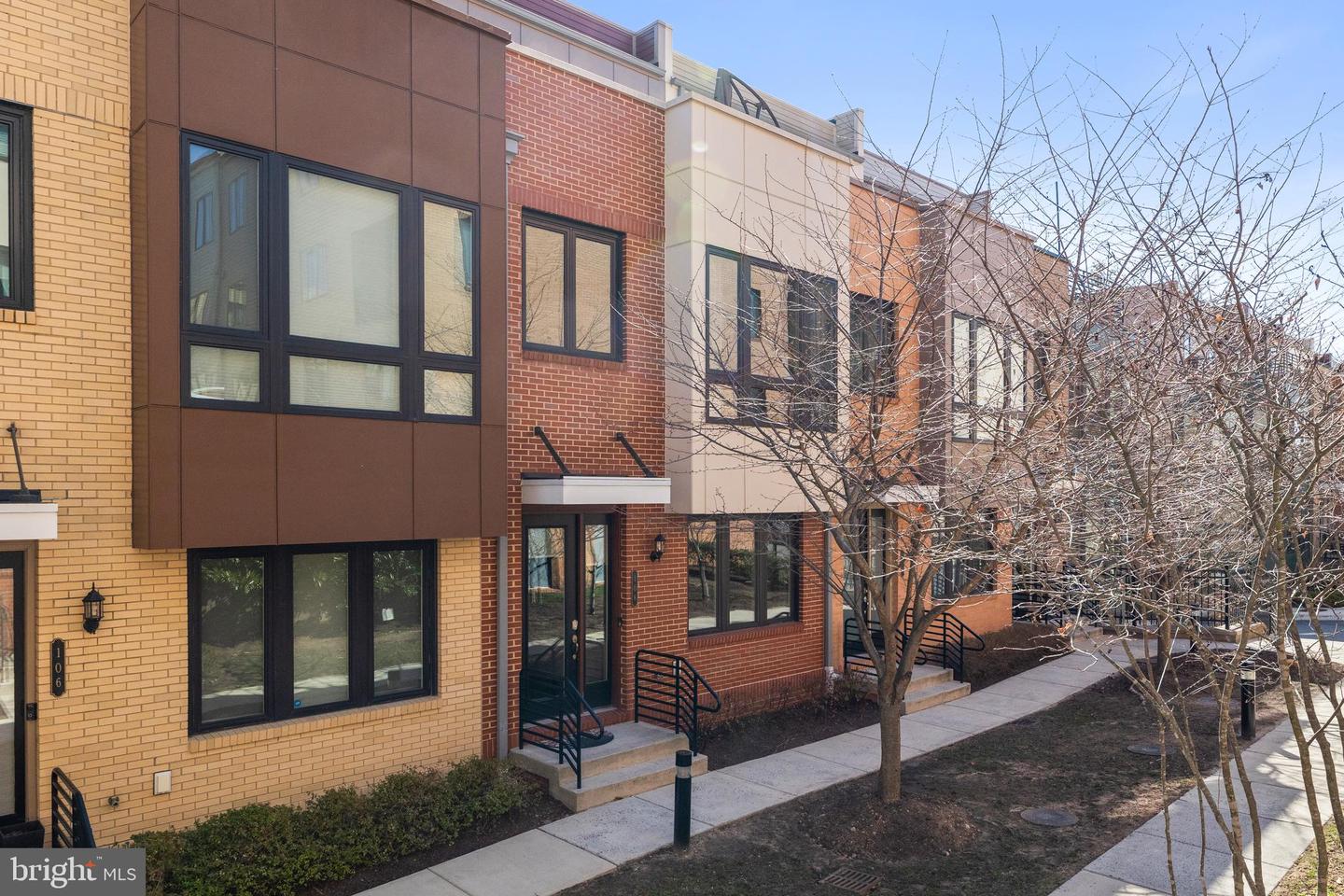 108 CAMBRIA WALK, ALEXANDRIA, Virginia 22304, 4 Bedrooms Bedrooms, ,3 BathroomsBathrooms,Residential,For sale,108 CAMBRIA WALK,VAAX2042686 MLS # VAAX2042686