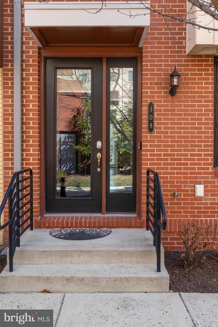 108 CAMBRIA WALK, ALEXANDRIA, Virginia 22304, 4 Bedrooms Bedrooms, ,3 BathroomsBathrooms,Residential,For sale,108 CAMBRIA WALK,VAAX2042686 MLS # VAAX2042686