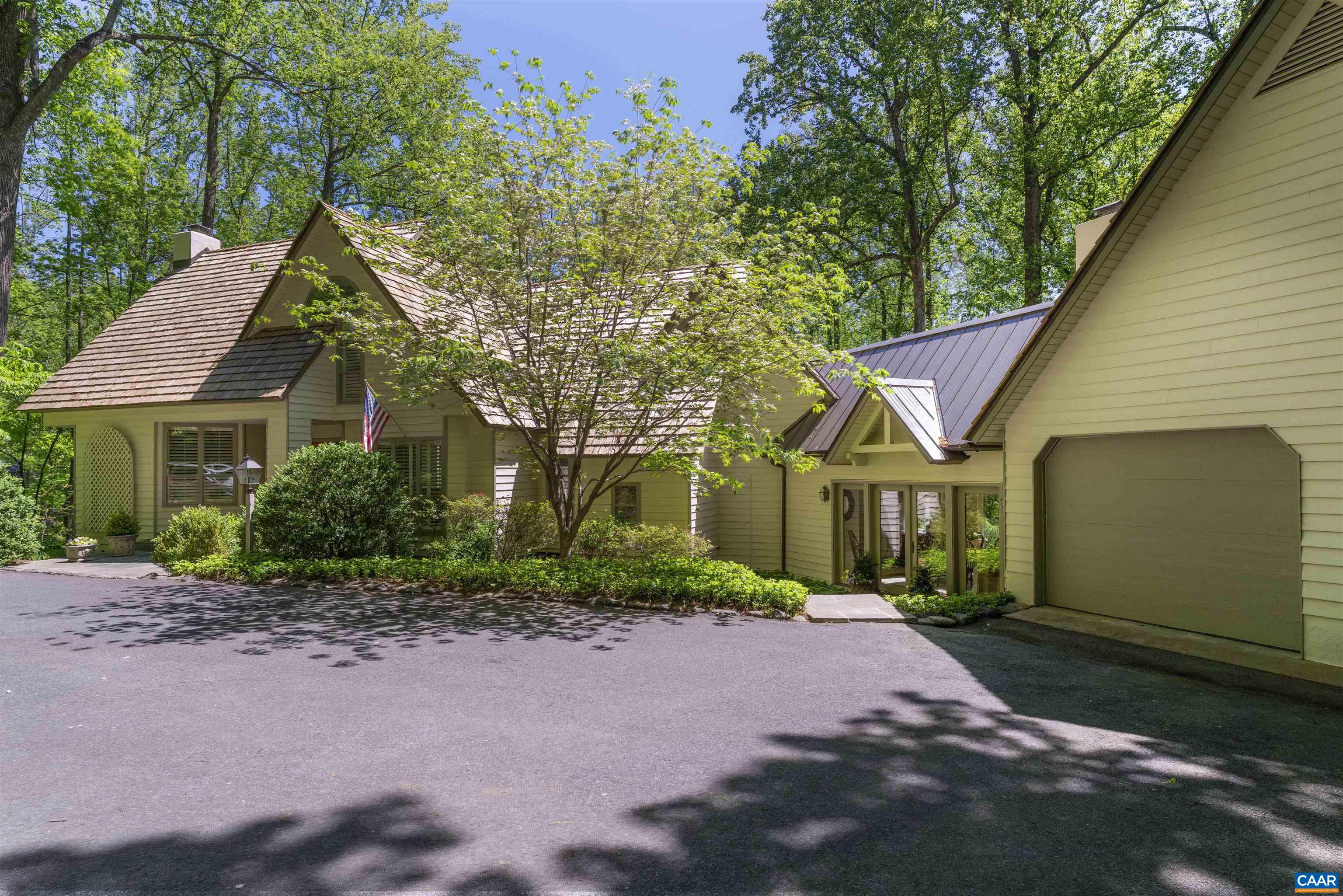 440 ROOKWOOD DR, CHARLOTTESVILLE, Virginia 22903, 4 Bedrooms Bedrooms, ,3 BathroomsBathrooms,Residential,440 ROOKWOOD DR,664130 MLS # 664130